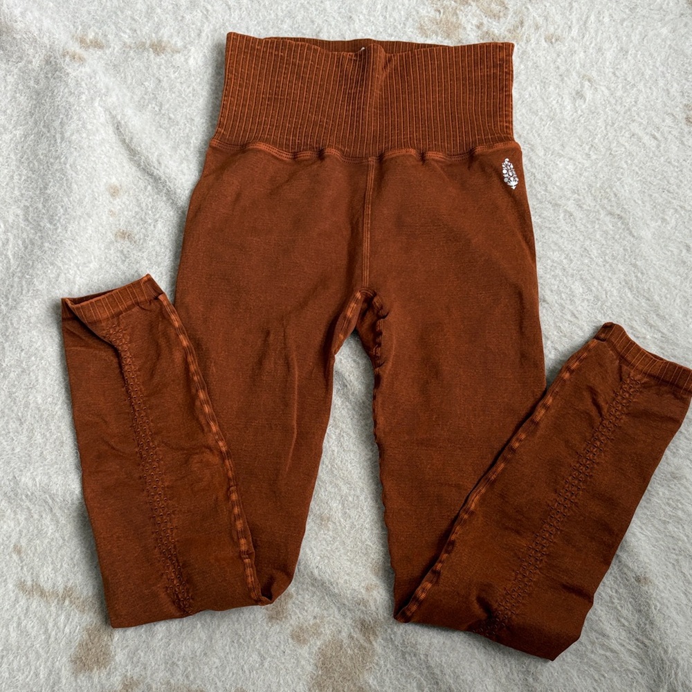 New FP Movement Good Karma Leggings size xsmall/small